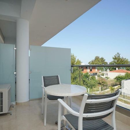 La Santa Hotel Chrysi Ammoudia Exterior photo